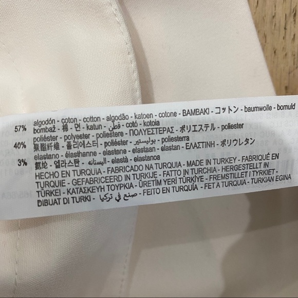 Zara high waisted cream shorts with pockets and gold buttons NEW - Picture 9 of 10